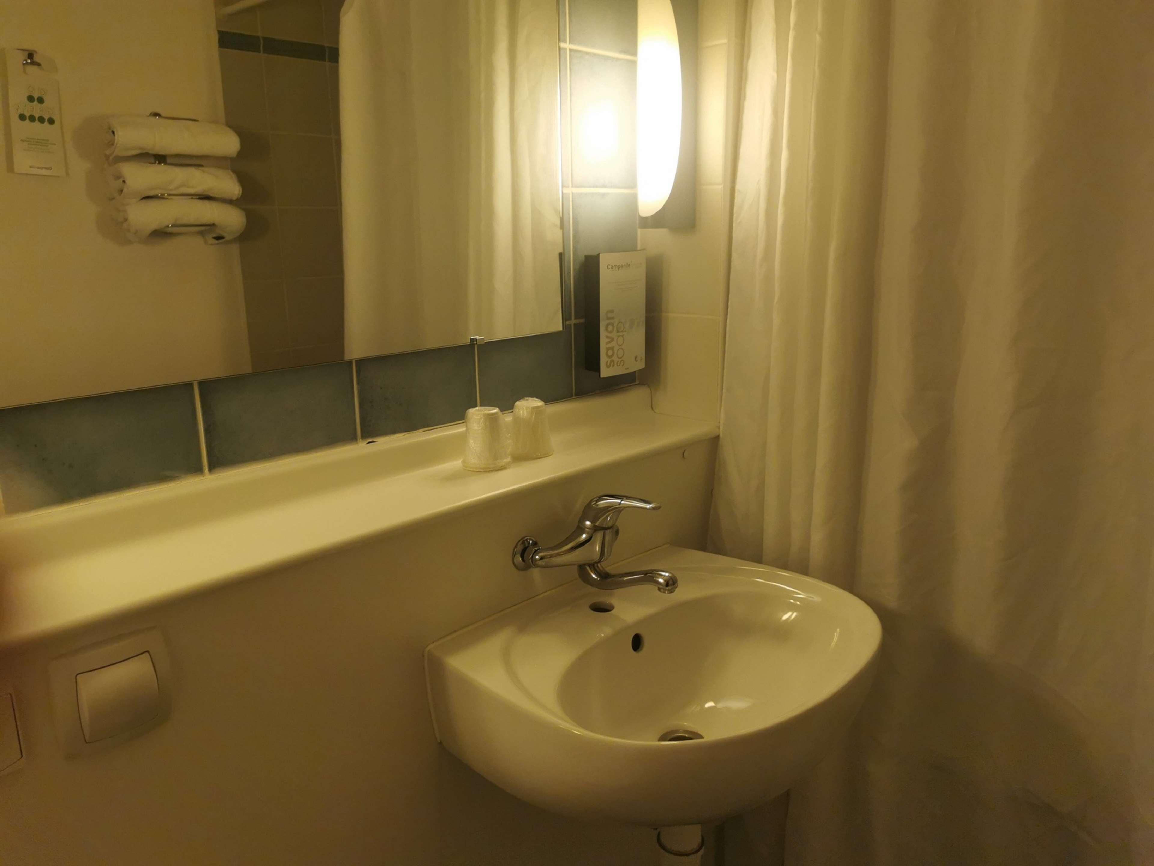 Campanile Manosque Hotel Екстериор снимка