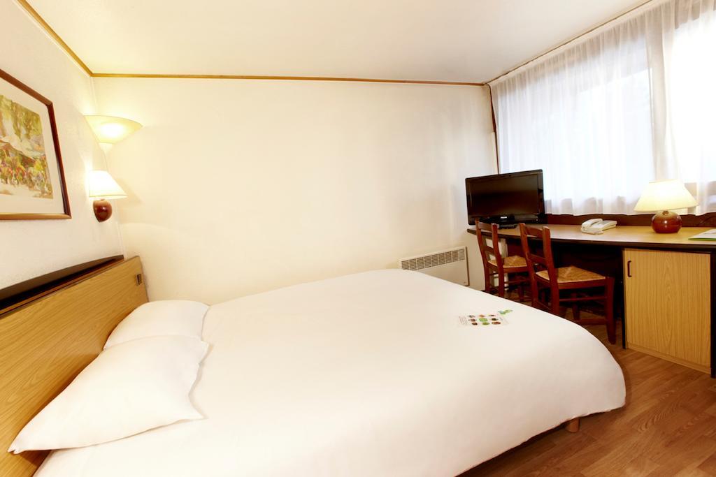 Campanile Manosque Hotel Екстериор снимка