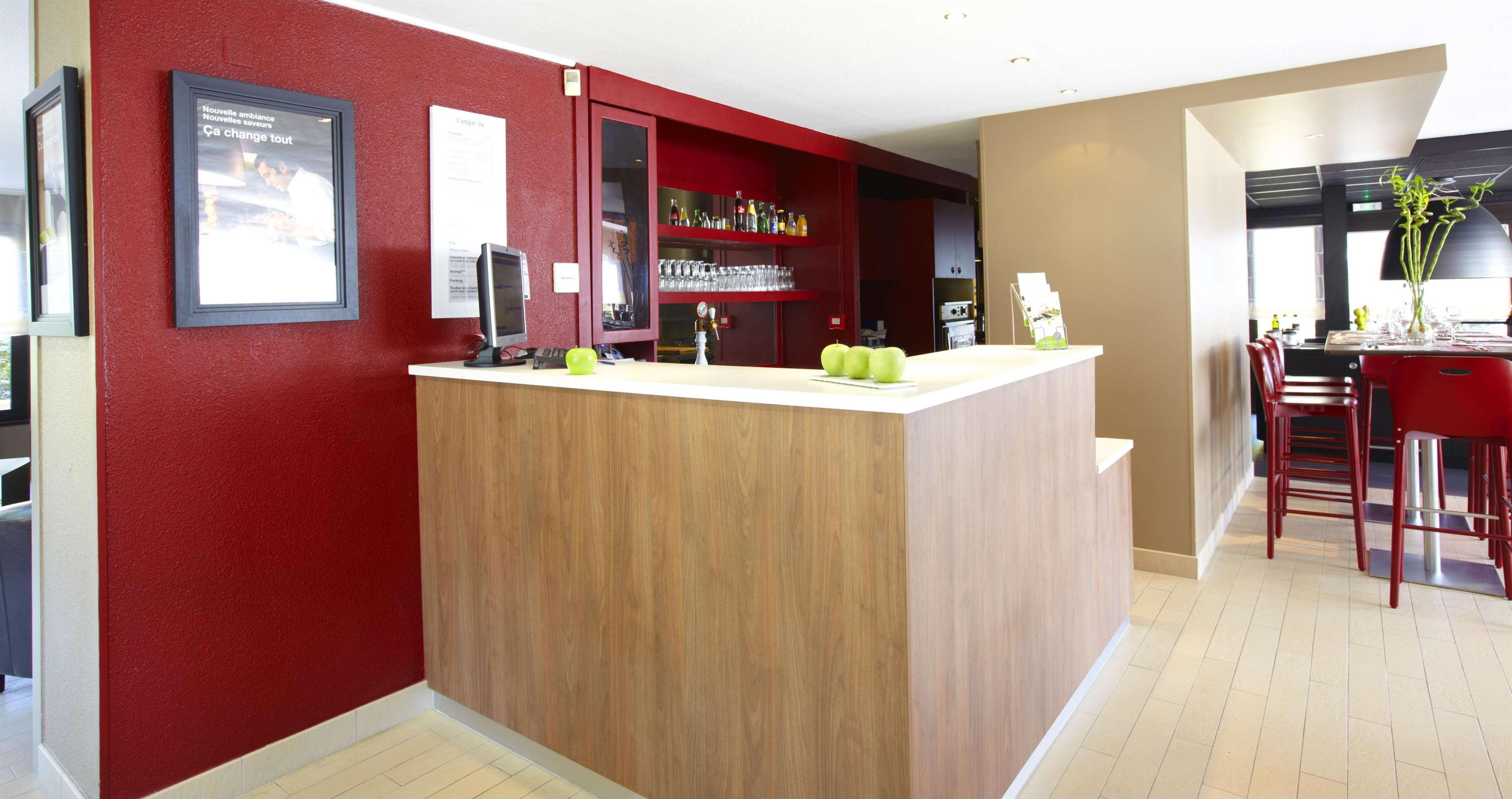 Campanile Manosque Hotel Екстериор снимка