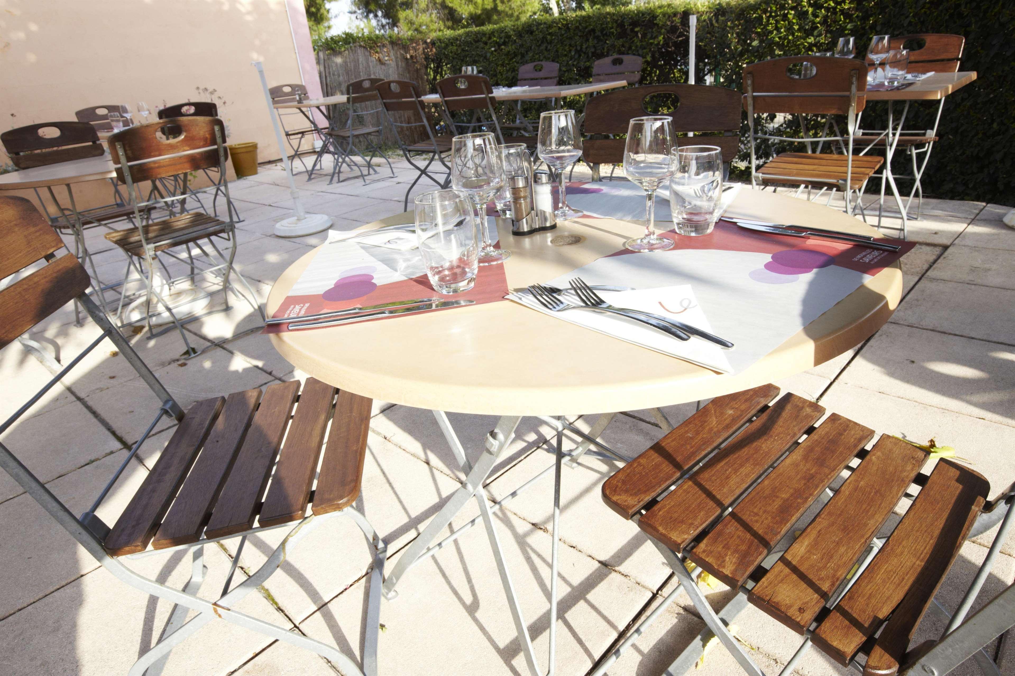 Campanile Manosque Hotel Екстериор снимка