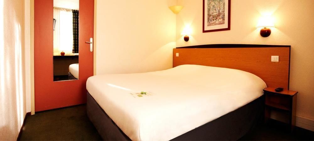 Campanile Manosque Hotel Екстериор снимка