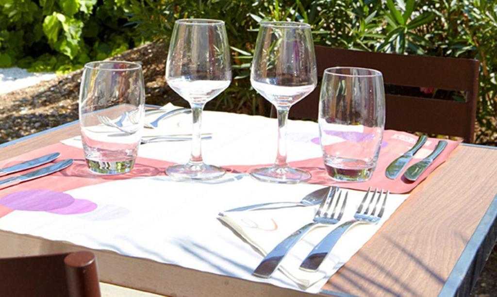 Campanile Manosque Hotel Екстериор снимка